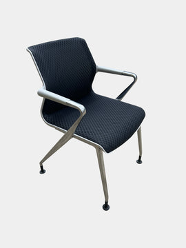 'Vitra' Unix Chair